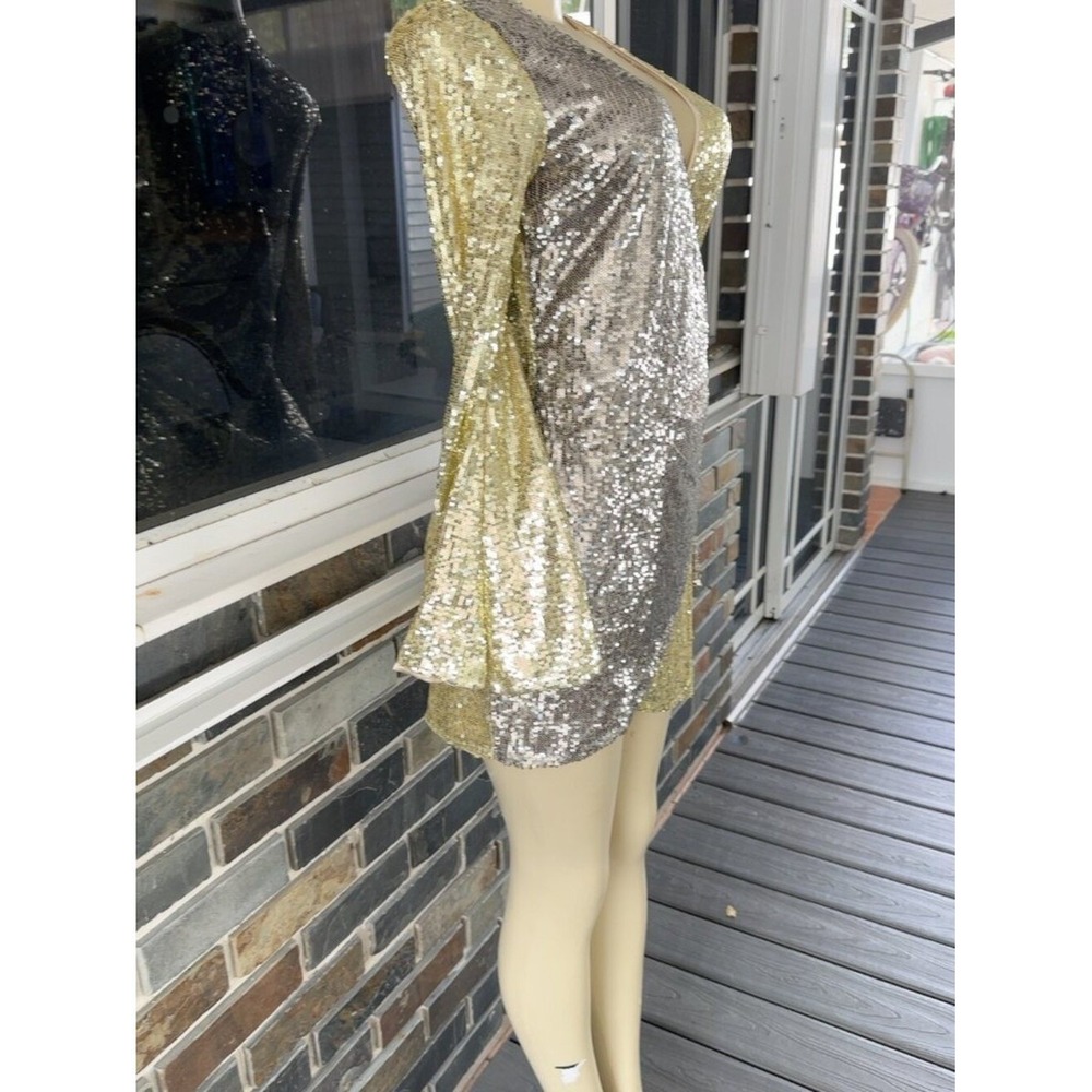 Sequin Wrap Romper Gold Silver Champagne V-Neck Flared Sleeve M10401W New Small